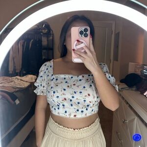 Floral Puff Sleeve Crop Top